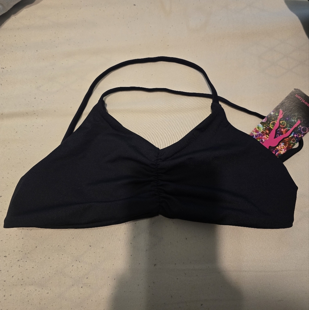 Elegant Black Women's Sports Bra